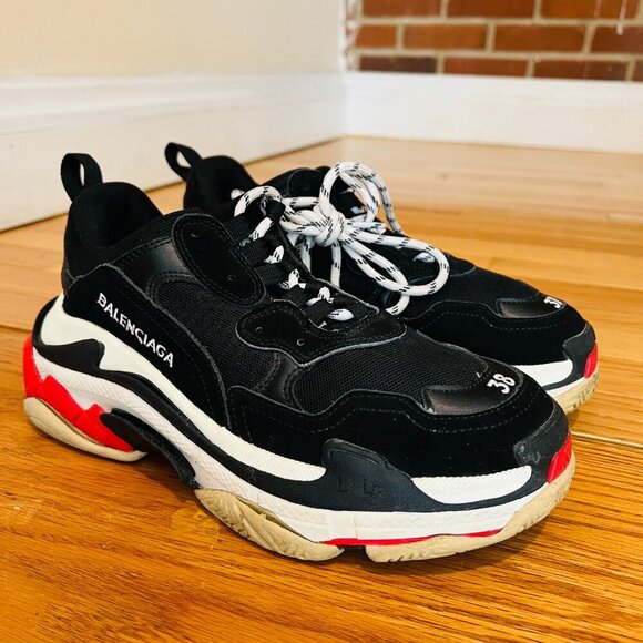 Balenciaga Triple S Sneaker Women's 38 US Size 8 EUC - Picture 16 of 16